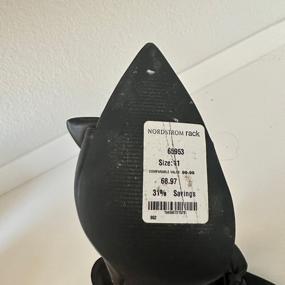 Black Bow Heels - Picture 4 of 6